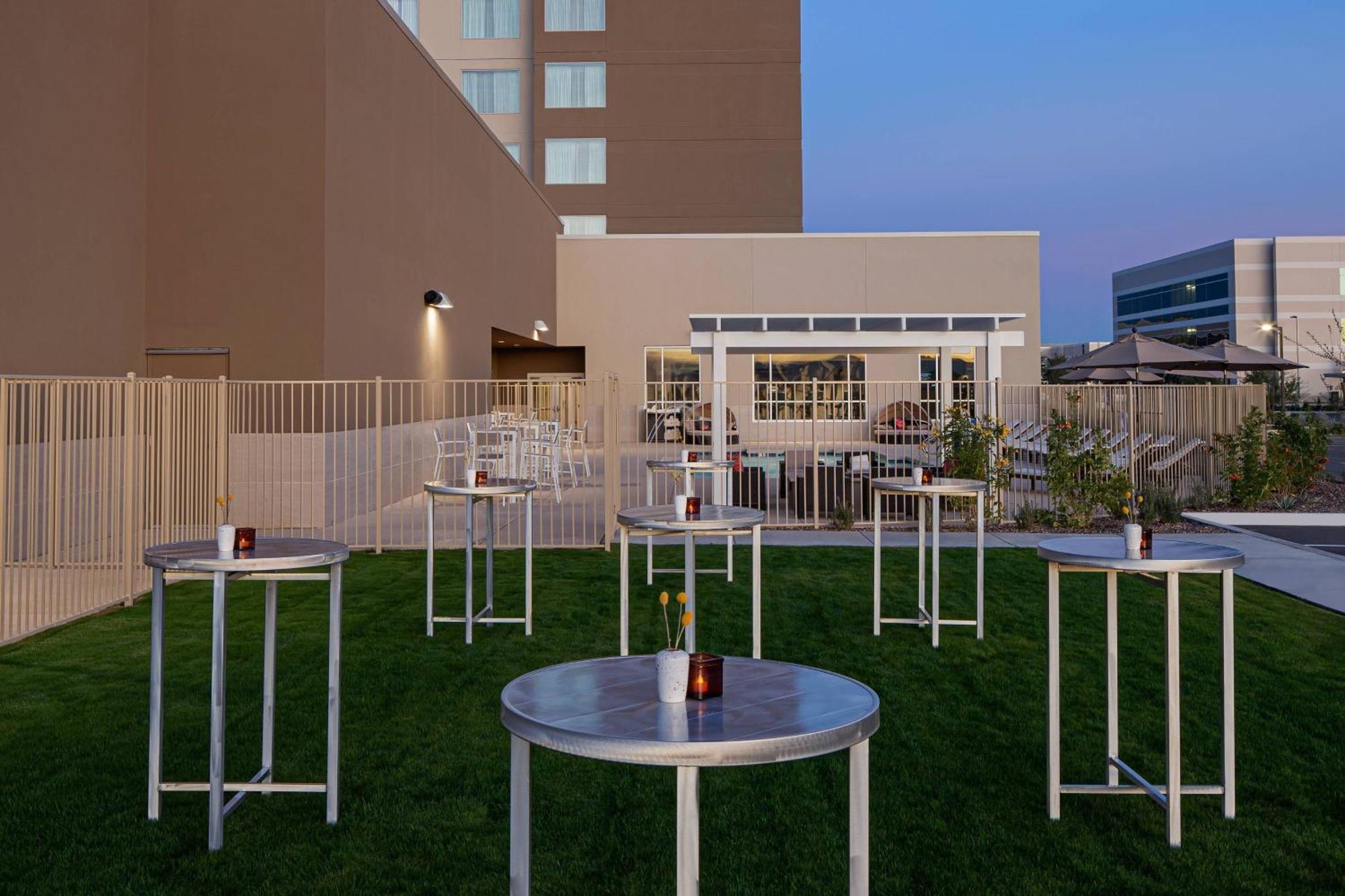 Marriott Phoenix Chandler Exterior photo